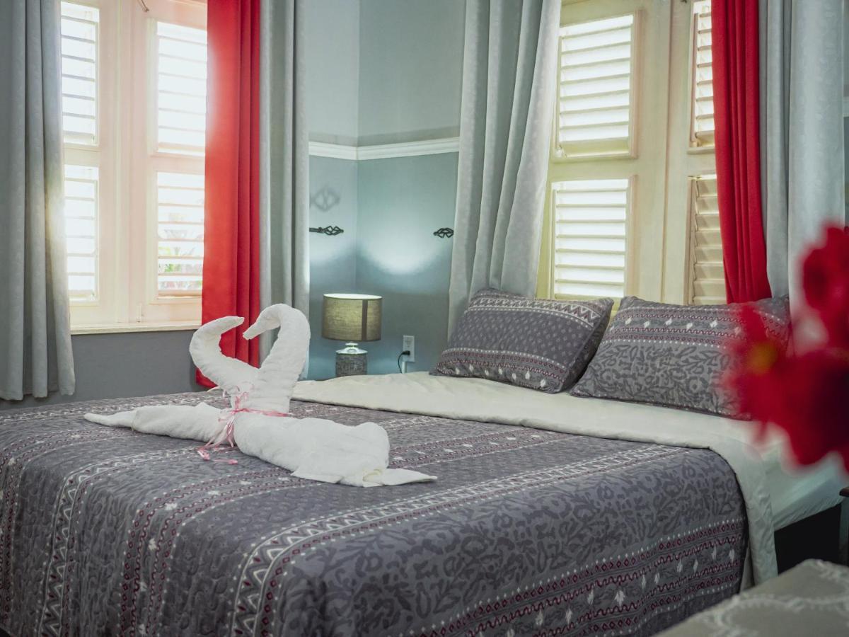 The Time Apartments Curacao Виллемстад Экстерьер фото